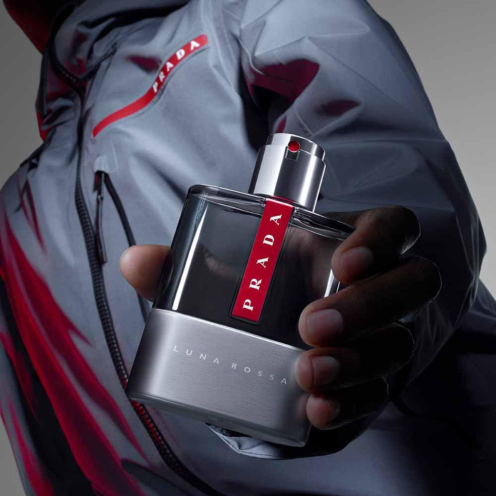 Eau de Toilette Spray 3.4 Ounce Y4009