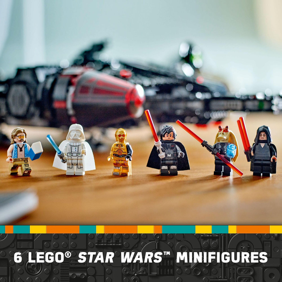 Buildable Starship Toy Set with 6 Minifigures X190